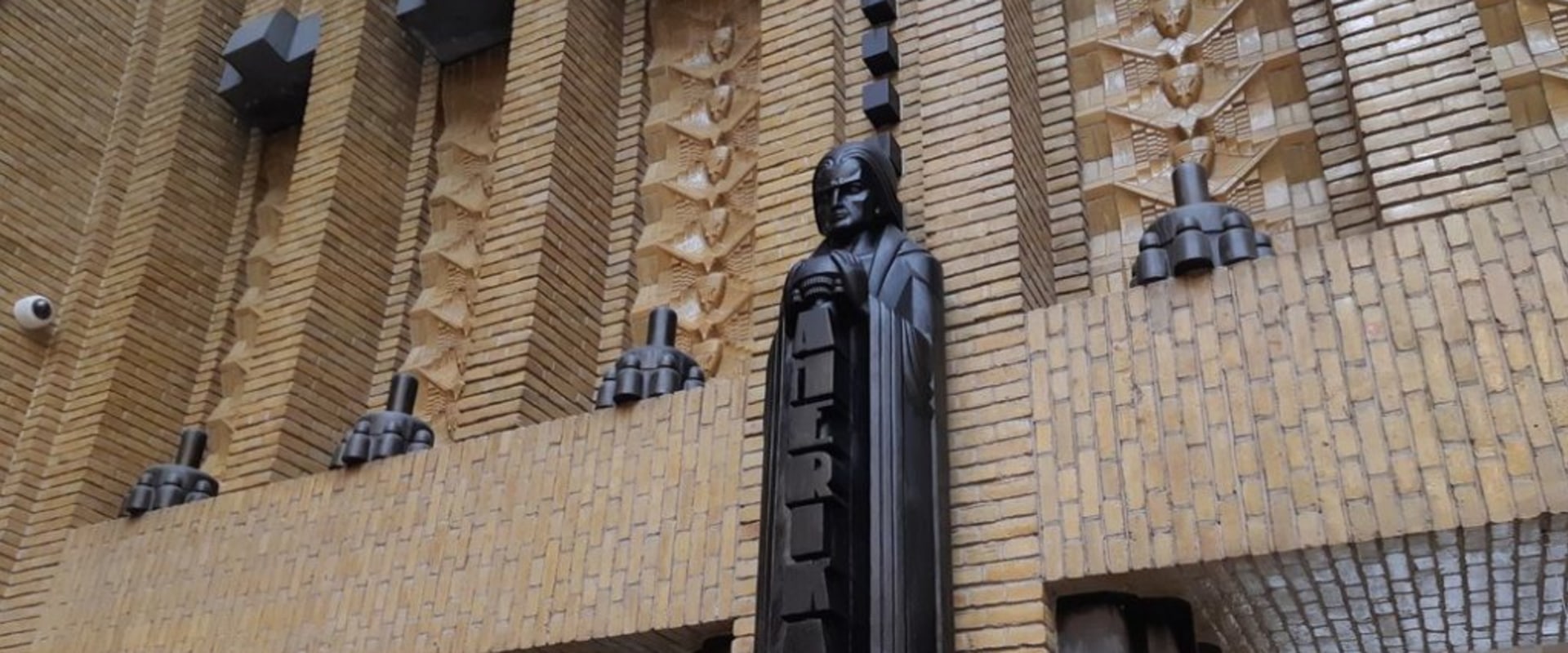 Wat betekent gevel in de architectuur?